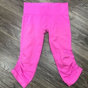 Lululemon women’s in the flow, crop ratchet leggings
